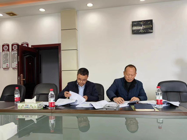 正式簽約_600.jpg 正式簽約_600.jpg